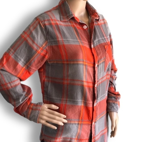 Mossimo Supply Co. Tops - Mossimo plaid shirt size small petite